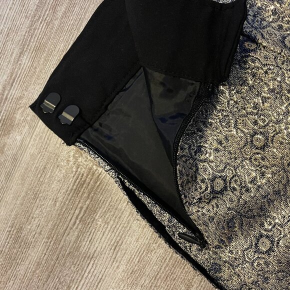 VINTAGE Narciso Rodriguez metallic gold skirt - Picture 3 of 4